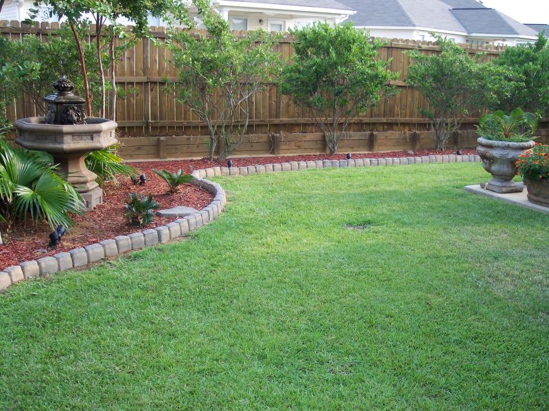 Yard Landscaping Pictures & Ideas: Calvin\'s Resort